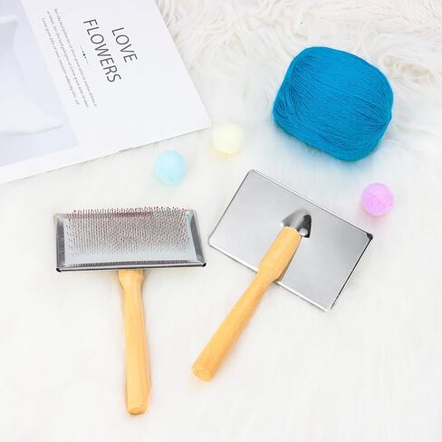 قطعة واحدة من بطاقات الصوف، أداة تمشيط صوف بإبرة صوف كبيرة، أداة تمشيط مع مقبض من الخشب الصلب للكلاب والقطط والحيوانات الأليفة، مشروع أدوات مستلزمات النسيج الدوارة in Kuwait