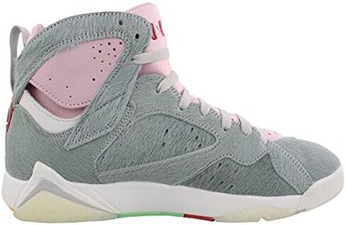 Nike mens Sneaker in Saudi Arabia