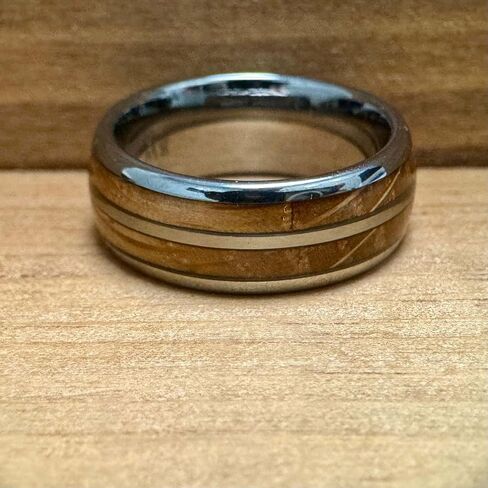 BW James Jewellers "The Bootlegger 8mm Scratch Resistant Barrel Barrel Wood Tungsten Rings للرجال مع Bourbon & Men's Comfor in Saudi Arabia