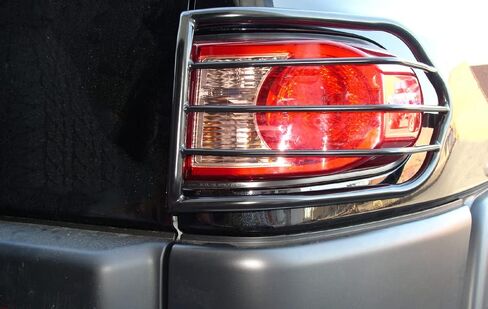Black Horse Tail Light Guards أسود متوافق مع 2007-2013 Toyota FJ Cruiser-7G098606A in Kuwait