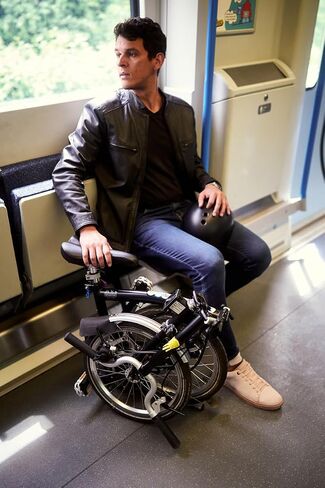 دراجة Brompton C Line 6 سرعات قابلة للطي - متوسطة (أسود) in Kuwait