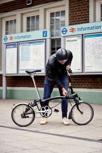 دراجة Brompton C Line 6 سرعات قابلة للطي - متوسطة (أسود) in Kuwait
