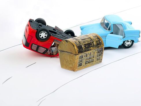 Gadpiparty 10Pcs Mini Treasure Chests Plastic Pirate Treasure Box Candy Jewelry Box for Kids Pirate Themed Birthday Party Favors Supplies in Saudi Arabia