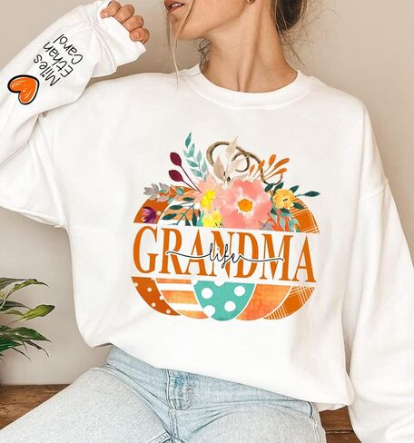 Personalized Grandma Shirt Kid's Grandkid's Names - Custom Gift for Women Birthday Mothers Day Christmas Halloween T-Shirt in Kuwait