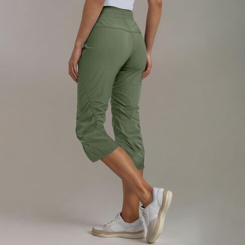 Womens Athletic Capri Pants Side Luched Capris تمرينات خفيفة الوزن يركض الركض مع جيوب in Saudi Arabia