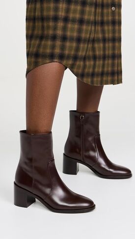 حذاء Esme Zip للسيدات من Stuart Weitzman in Saudi Arabia