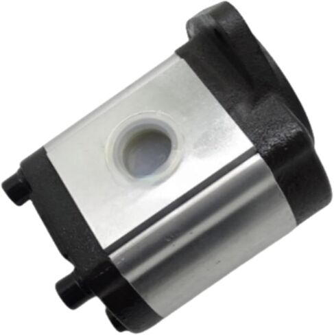 Hydraulic Pump 6672513 6672051 for Bobcat Skid Steer 751 751G 753 753G 763 763G 773 in Kuwait