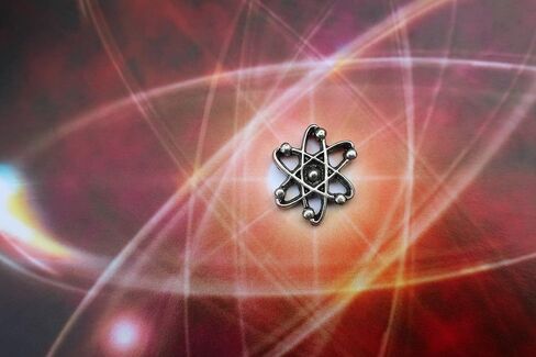 Jim Clift Design Atom Lapel Pin in Saudi Arabia