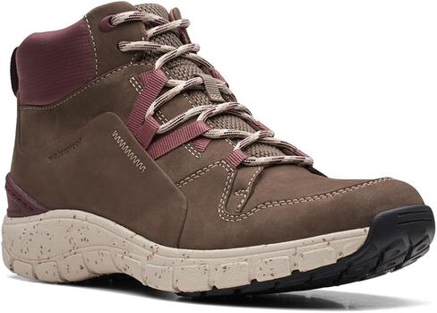 Clarks - Womens Wave Summit Ap Shoes in Saudi Arabia