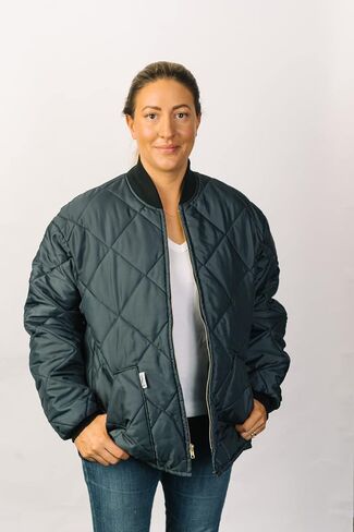 Classic Quilted Insulated Jacket in Saudi Arabia