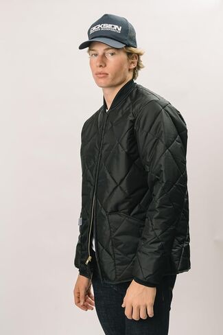 Classic Quilted Insulated Jacket in Saudi Arabia