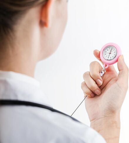 iplusmile Retractable Nurse Watch for Nurses Doctors, Portable Lapel Watch Clip-on Hanging Nurse Watches Cute Silicone Cover in Saudi Arabia