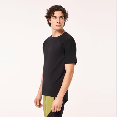 Oakley Man Shirt in Saudi Arabia