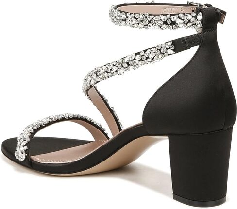 Naturalizer Pnina Tornai Ahava in Saudi Arabia