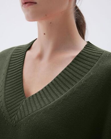 SUUKSESS Women Cashmere Oversized V Neck Pullover Sweaters Long Sleeve Jumpers in Saudi Arabia