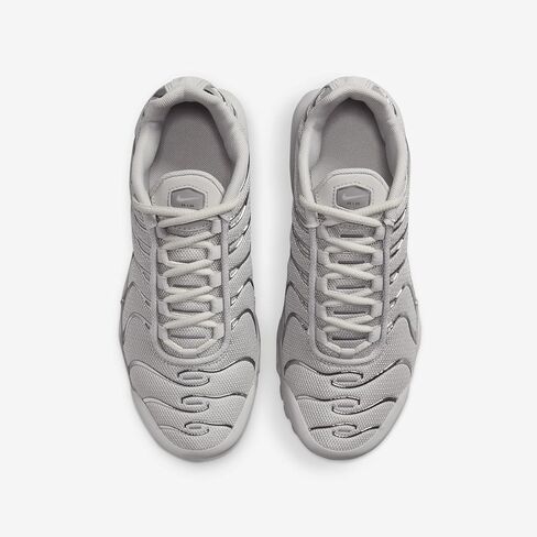 Nike Air Max Plus Big Kids' Shoes (CD0609-409, Thunder Blue/Football Grey/White/Photo Blue) Size 4.5 in Saudi Arabia
