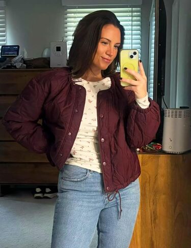 Quilted Jackets for Women Lightweight Cropped Long Sleeve Button Down Puffer Jacket Coat Outerwear in Saudi Arabia