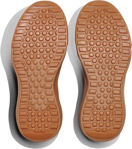 شاحنات للجنسين والطفل ناسف حذاء | أحذية رياضية للأولاد والبنات للمشي والمشي لمسافات طويلة in Kuwait