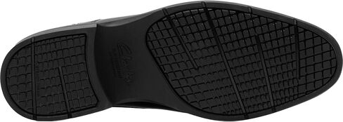 Clarks Men's Steadwell Cap Oxford in Saudi Arabia