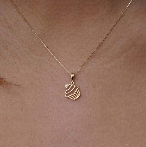 14K Solid Gold Cupcake Charm | Modern Jewelry | Symbols of Celebration, Joy, and Indulgence | Minimal Jewelry | Everyday Jewelry | in Saudi Arabia