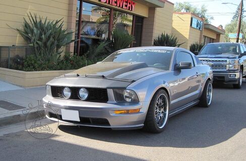 Car Hood Mask Bonnet Bra Fits Ford Mustang GT 05 06 07 08 2005 2006 2007 2008 in Saudi Arabia