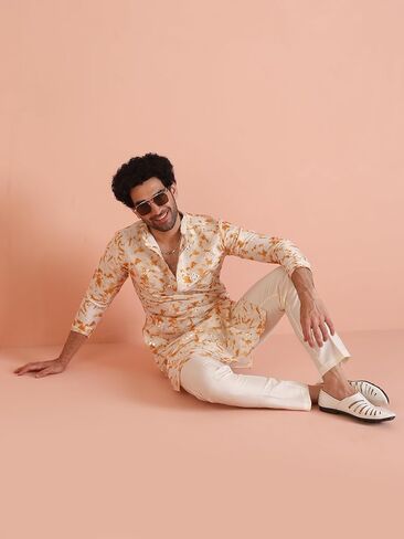 Men's Kurta - Traditional Indian Ethnic Wear for Men - Ideal for Weddings, Festivals & Celebrations in Kuwait