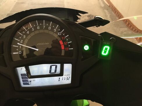 Waterproof Motorcycle Gear Indicator for Yamaha, Motorcycle LED Digital Display Shift Lever Sensors for Yamaha (Red) in Saudi Arabia
