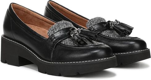 Naturalizer للنساء ، ملهى Loafer in Kuwait
