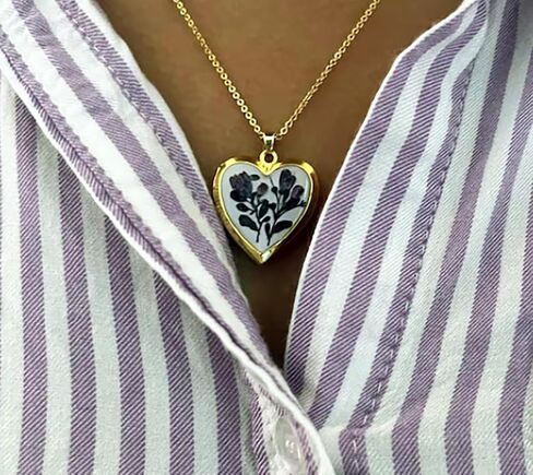Handmade Dried Pressed Flower Heart Shaped Photo Locket Pendant Necklace in Kuwait