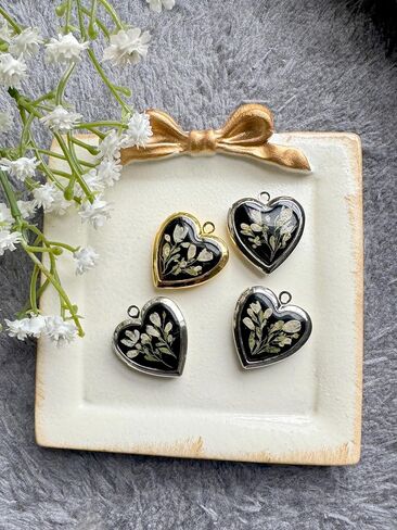 Handmade Dried Pressed Flower Heart Shaped Photo Locket Pendant Necklace in Kuwait