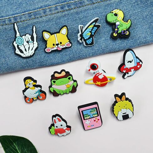 30-200PCS Cute Backpack Pins Bulk Random Different DIY Brooch Lapel Pins Aesthetic Set Cool Button Pin funny Pin for Girl Hat in Kuwait