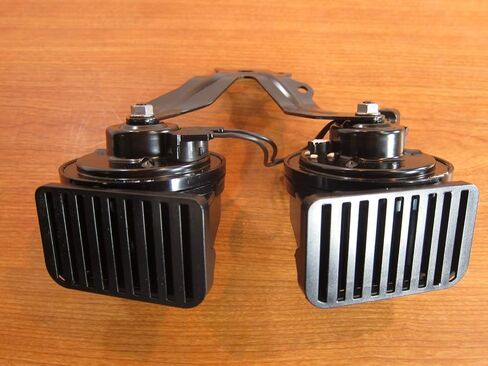 Mopar 2017 Chrysler Pacifica High & Low Note Horn & Bracket New OEM in Saudi Arabia