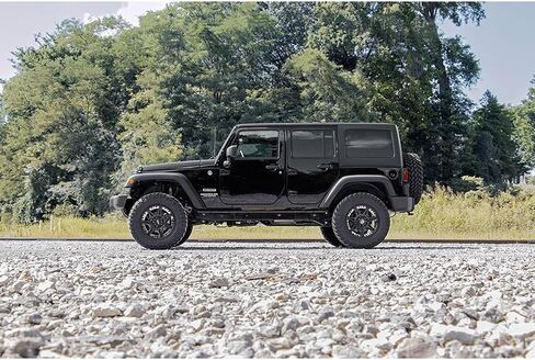 Rough Country 2.5" Lift Kit for 2007-2018 Jeep Wrangler JK Unlimited - 901 in Saudi Arabia