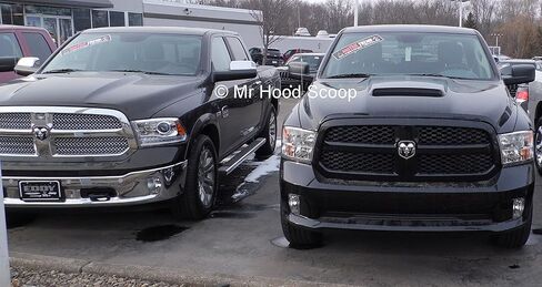 مغرفة غطاء محرك السيارة غير مصممة تناسب دودج رام 1500 سنة 2002-2018 السيد هود سكوب HS009. (وليس غطاء محرك السيارة). in Kuwait