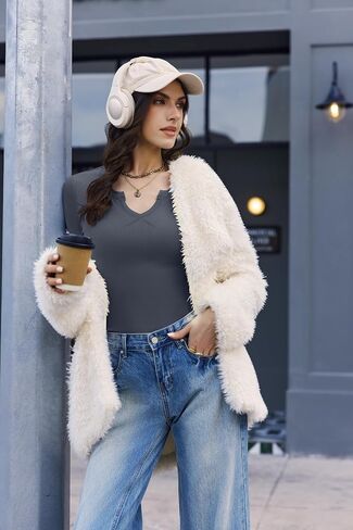 قمصان Ekouaer Womens Thermal Long Sleeve V-Neck Slim Fit Basic Out Out مضلع قمم Y2K in Saudi Arabia