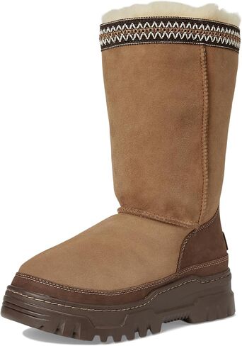 UGG النسائية الكلاسيكية طويلة Trailgazer Snow Boot in Saudi Arabia