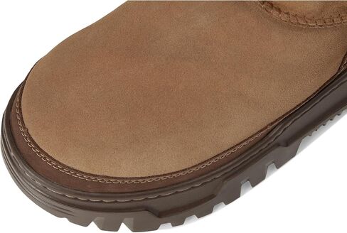 UGG النسائية الكلاسيكية طويلة Trailgazer Snow Boot in Saudi Arabia