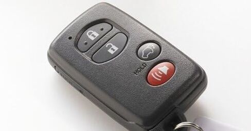 Venza Transmitter / Smart Key HYQ14ACX 1551A-14ACX in Saudi Arabia