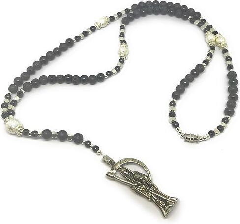 الحمم الحمم البركانية في الموت المقدس. Rosario de la Santa Muerte Con Piedras de Lava. in Saudi Arabia