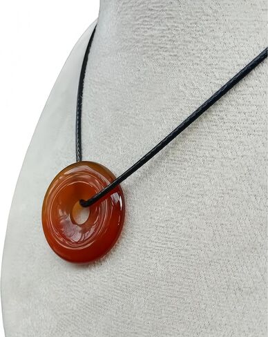 Natural Kambaba Jasper 30mm Concenter Circle Donut Prendant ، مقترن بحبل منسوج من جلد الغنم ، يستخدم كهدية عيد ميلاد/علاج طاقة/ملحق عيد الشكر in Saudi Arabia