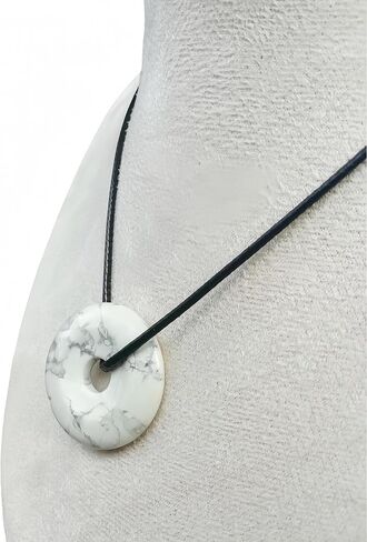 Natural Kambaba Jasper 30mm Concenter Circle Donut Prendant ، مقترن بحبل منسوج من جلد الغنم ، يستخدم كهدية عيد ميلاد/علاج طاقة/ملحق عيد الشكر in Kuwait