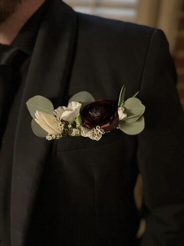 جيب بوتونيير الأكمام البلاستيكية ، وحامل مربع الجيب شبه الجيب boutonniere corsage لوازم العريس العريس ، والحفلة ، والوطن ، يناسب جيب صدر سترة بدلة (زهور غير مشمولة) in Saudi Arabia