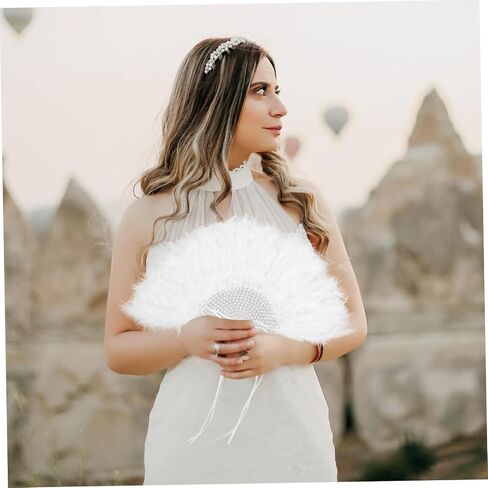 Ciieeo Wedding Plume Fan للعرائس الفريدة من المعجبين باليد للعروض على المسرح وأحداث الرقص ملحق زفاف تصميم أنيقة للنساء in Saudi Arabia
