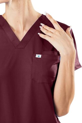 الدعك للنساء - V -Neck Top & Stretty Jogger Pants Scrubs مجموعة مع 5 جيوب in Saudi Arabia