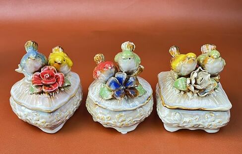 4.92 * 4.13in European-style Ceramic Decorative Items, Lovebird Pairs Jewelry Box Candy Jar Creative Home Decor Miscellaneous Storage (Square) in Saudi Arabia