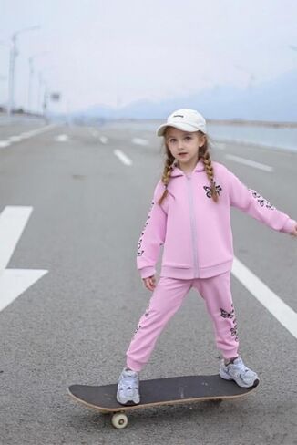 Toddler Girls' Clothing Set Butterfly Print Hoodies Sweatpants 2 Piece Outfits Sweatsuit Tracksuit Jogger Set in Saudi Arabia