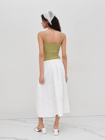 عصير التفاح المتماسكة للنساء V-neck Floral Cropless Top Olcyfeless Y2K Estrudy in Saudi Arabia