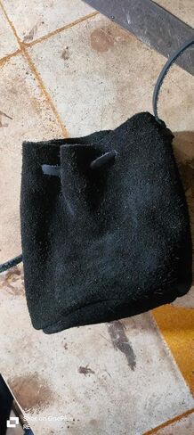 Handmade Medieval Viking Coin Pouch – Black Suede Leather Drawstring Pouch for Reenactment, LARP & Renaissance Fair Costumes in Saudi Arabia