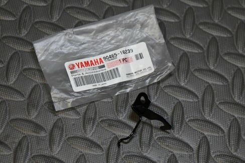 NEW Fits Yamaha Banshee clutch cable holder case clamp 90465-16239-00 in Saudi Arabia