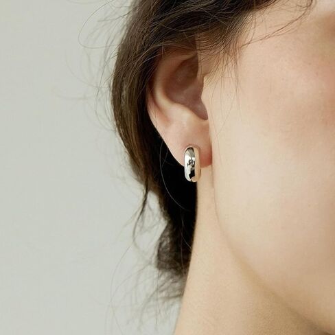 مقطع على أقراط الطوق للنساء 14K مقطع مكتنزة مقطوع من الذهب غير المثقوب على الأطواق القابلة للتعديل in Kuwait